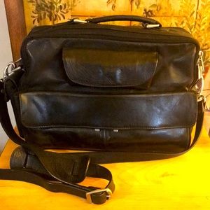 Leather Unisex Travel Bag